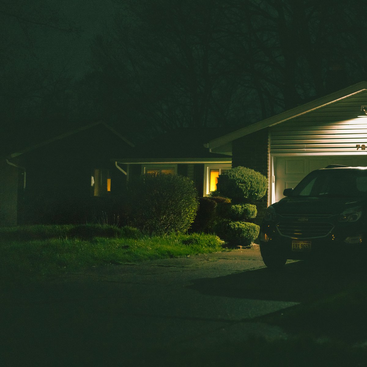 hillamillion's tweet photo. "waiting on my body to catch" out now! 
This one is about addressing the dissonance between thoughts and emotions when they aren't aligned. #emo #indie #indiepop #emopop #bedroompop
https://t.co/awcsCAiCgY https://t.co/14QVT7MoGt