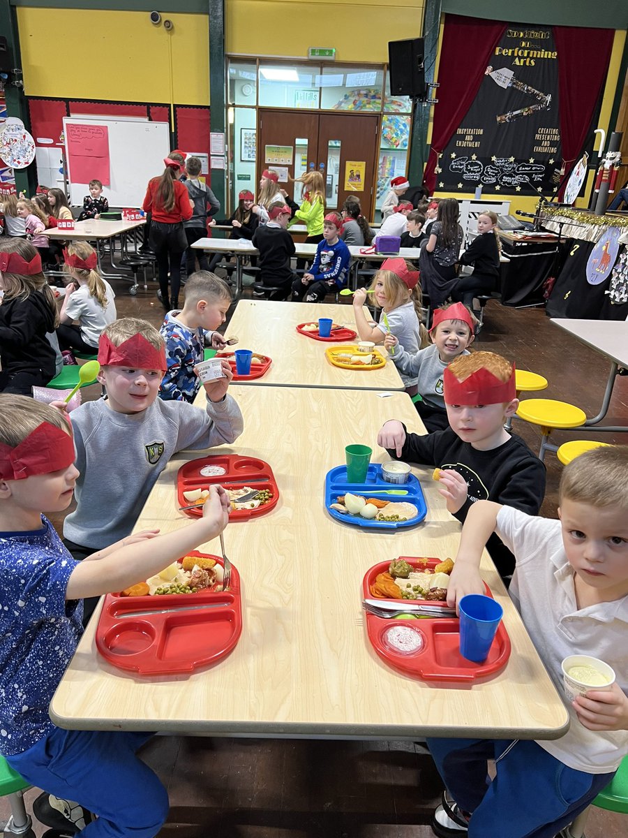 isla_iduncan45's tweet photo. P1D and Mrs Duncan enjoyed our Christmas lunch on Friday. Lots of Turkey, crackers and fun.@Kirkhill_School https://t.co/wg0gkioahv
