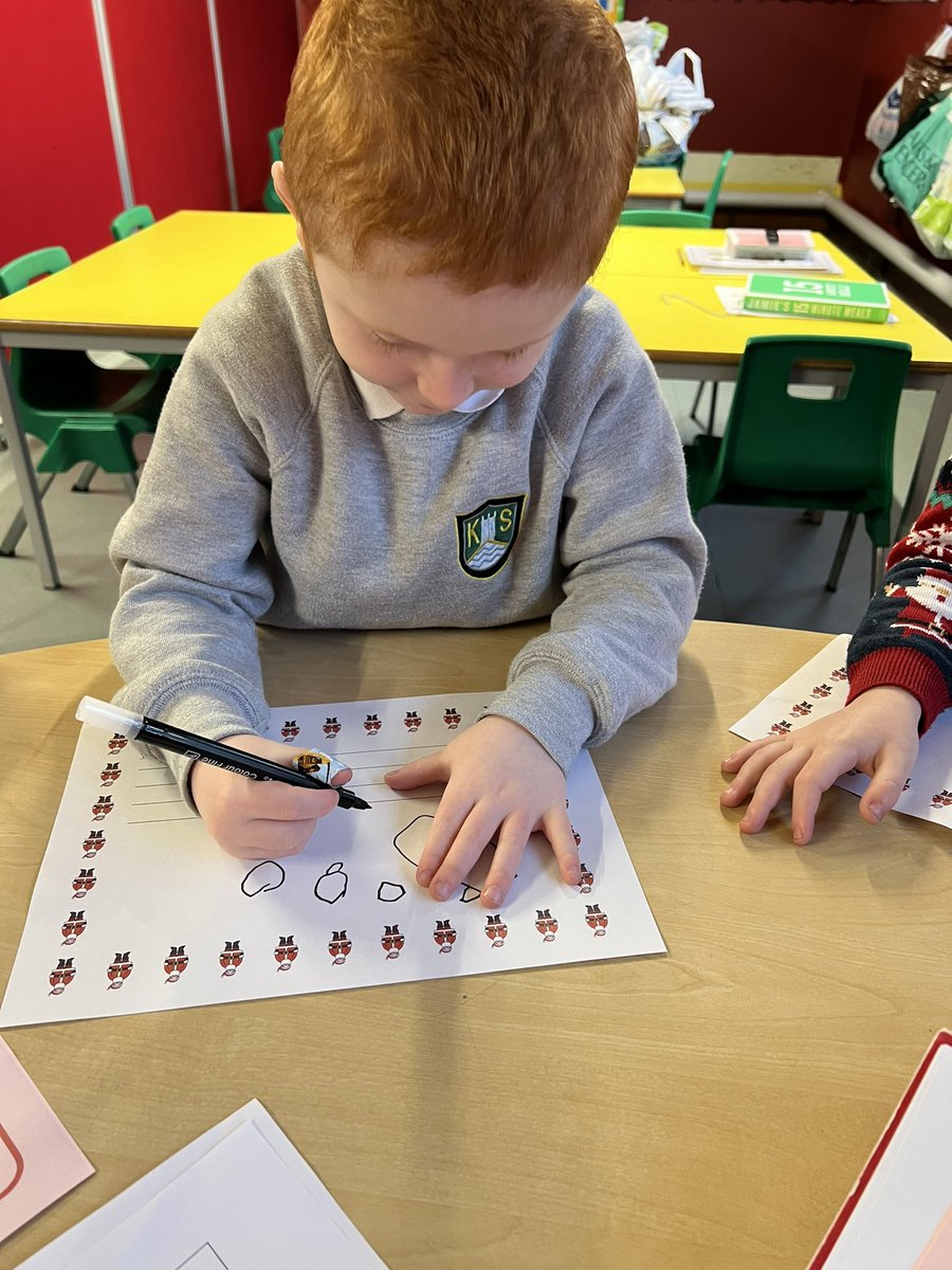 isla_iduncan45's tweet photo. P1D and Mrs Duncan writing letters to Santa.  @Kirkhill_School https://t.co/RuYONEboXs