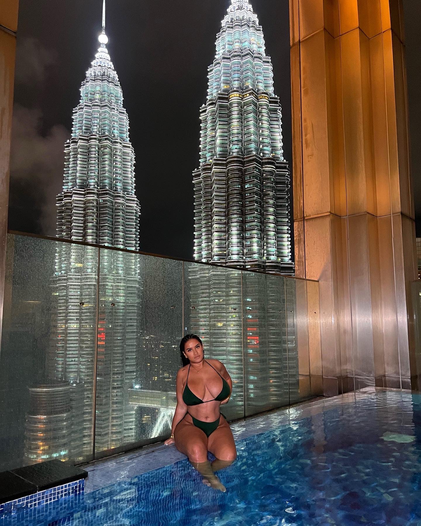 hanaa_elss on Twitter: "1 or 2? https://t.co/gzwnAdUhXo" / Twitter