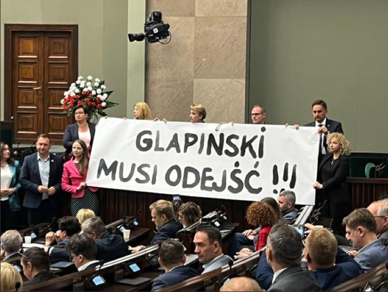 Euracy2's tweet photo. ( Za @BeataAnton2 )💪
⭐️⭐️⭐️⭐️⭐️       ⭐️⭐️⭐️ https://t.co/OVFMFUwOZN