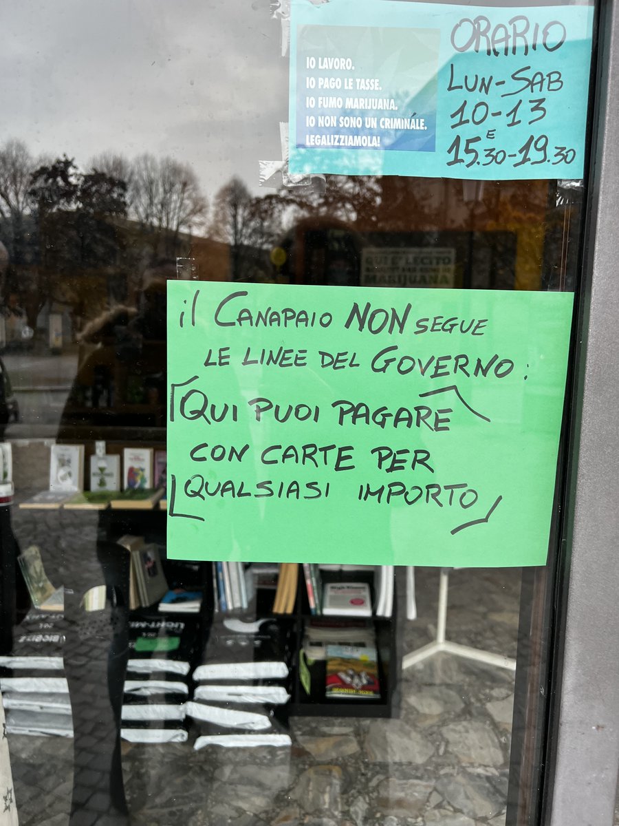 Il canapaio di #Parma non delude