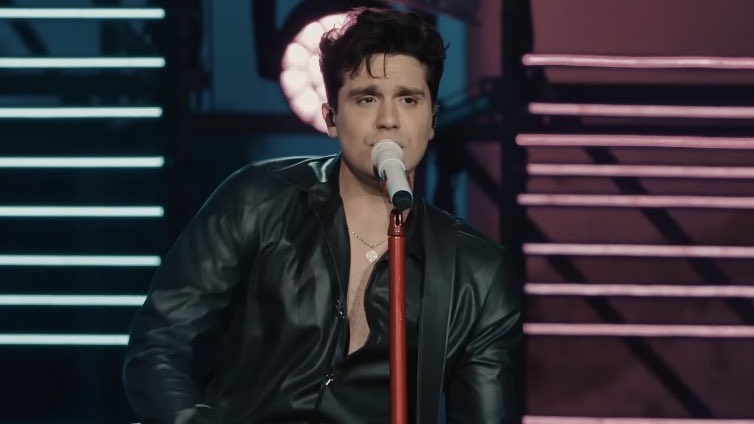 AllPop_BR's tweet photo. 🚨🏆 MELHORES DO ANO 2022!

🏆 Luan Santana venceu a categoria de "Cantor do Ano" com 60% dos votos. 

Parabéns!!! 👏🏼👏🏼👏🏼

#PrêmiosAPN #EnquetesAPN
#MelhoresDoAnoAPN https://t.co/jzjs5Wfa6z