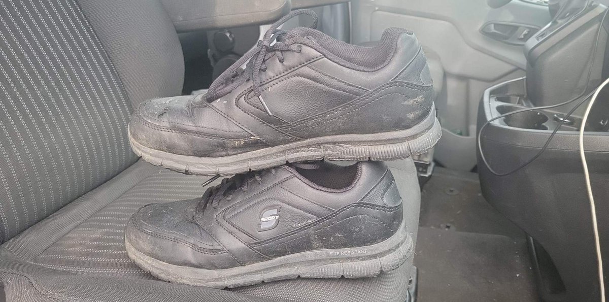 Corduroy Gangsters (@corduroygang) on Twitter photo We rocked so hard last night <a href="/sirenssongtaver/">sirenssongtavern</a> that we lost our shoes (please dm if you find them) We rocked so hard last night <a href="/sirenssongtaver/">sirenssongtavern</a> that we lost our shoes (please dm if you find them)