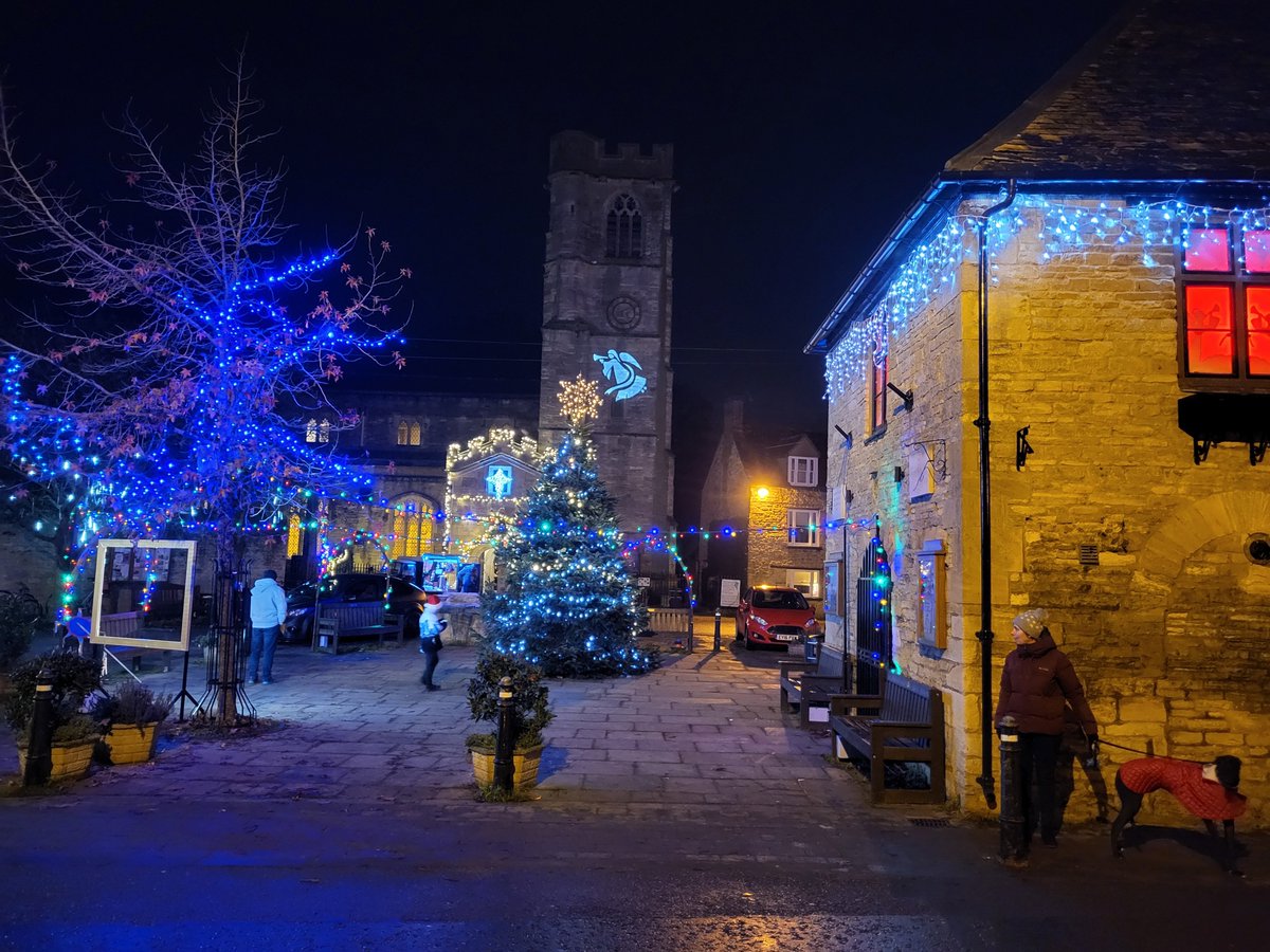 Darnells Ltd. on Twitter "The Eynsham Village Square Christmas lights