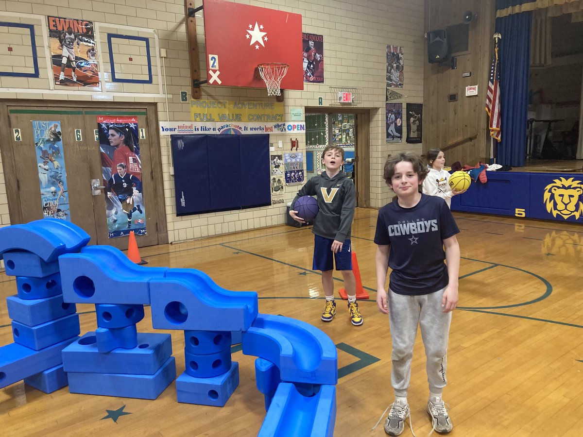LHLionLeader's tweet photo. We also explored improvisation and imagination courtesy of “Big Blue Blocks” 🟦🟦🟦 My 5th graders loved working together to create “something” The value of improv. in the classroom and improvisational play is endless! #bigblueblocks https://t.co/o1Hctx5hoc