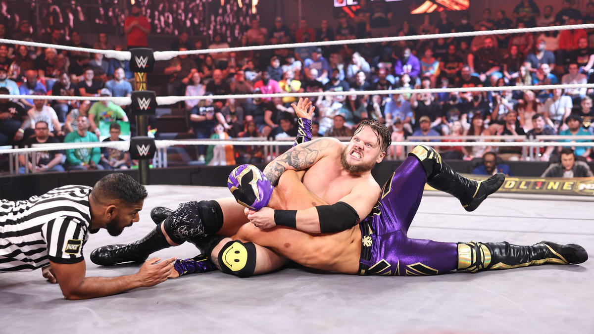CarlosRomoPW's tweet photo. Forever proud, @Axiom_WWE. 💕
#TeamWhiteWolf https://t.co/XeU97nypxs