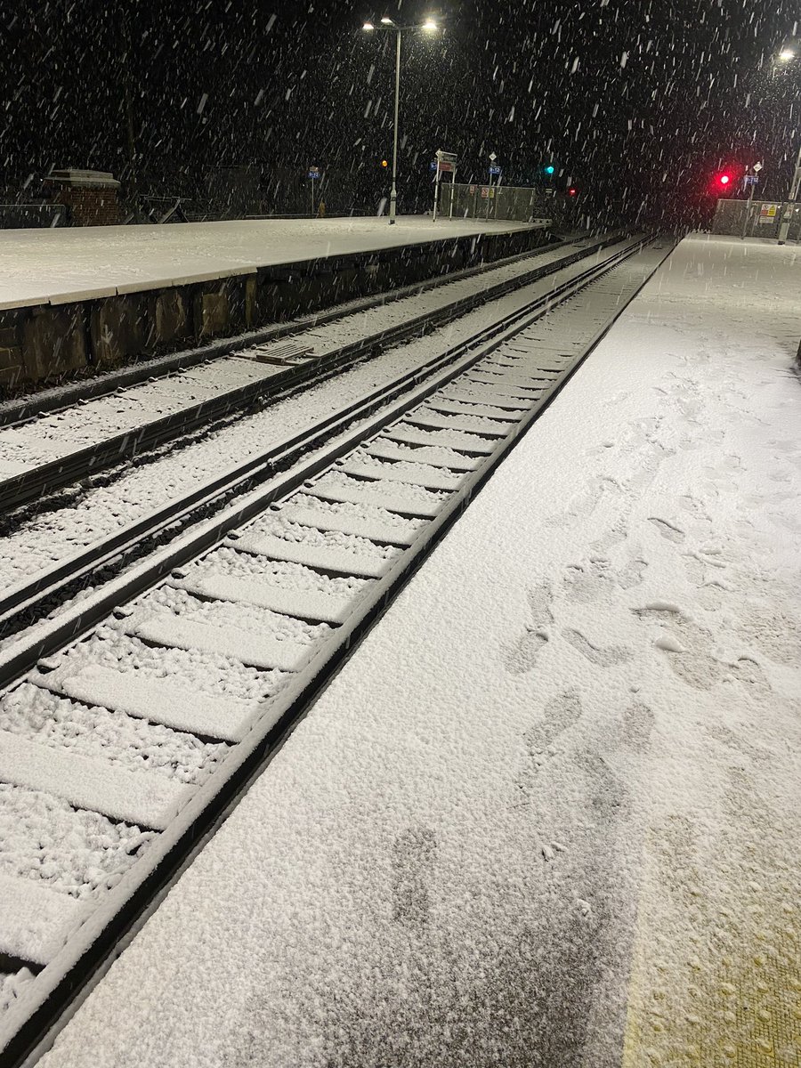 The313Guy on Twitter "Still going at Haywards Heath. My next workings