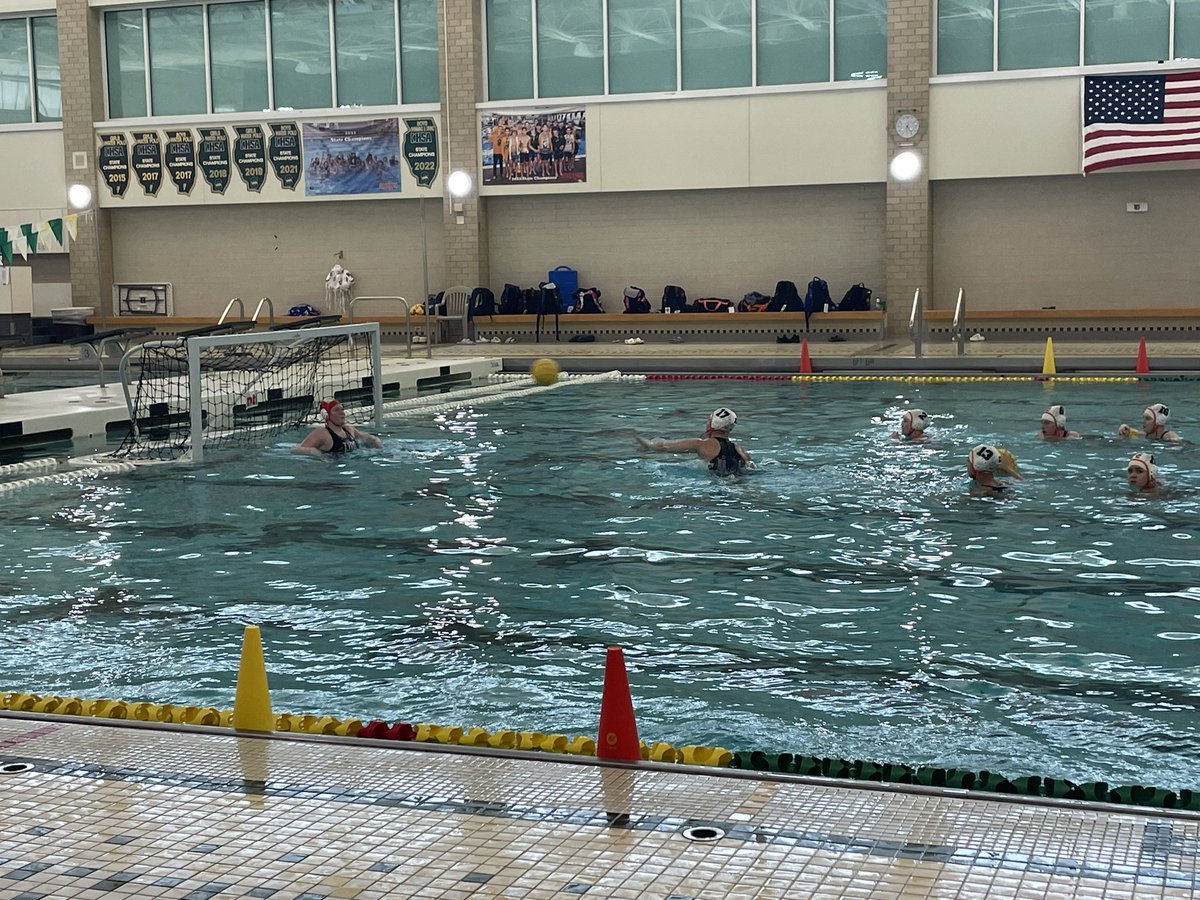 And club water polo is underway! The Tide take on @NIPCWP in game one of the day! @SCN_Girls_WP @STCEGirlsWP #usawaterpolo #midwestzone