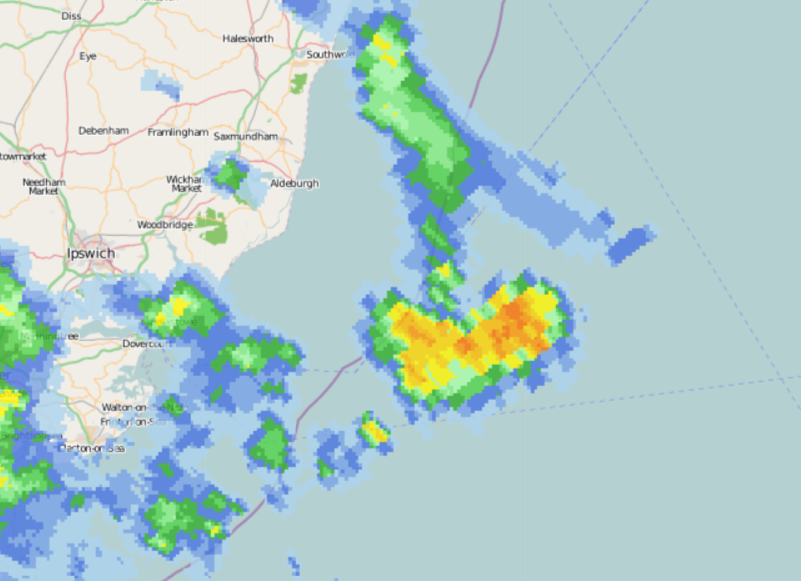 UK Thunderstorm Updates tweet media