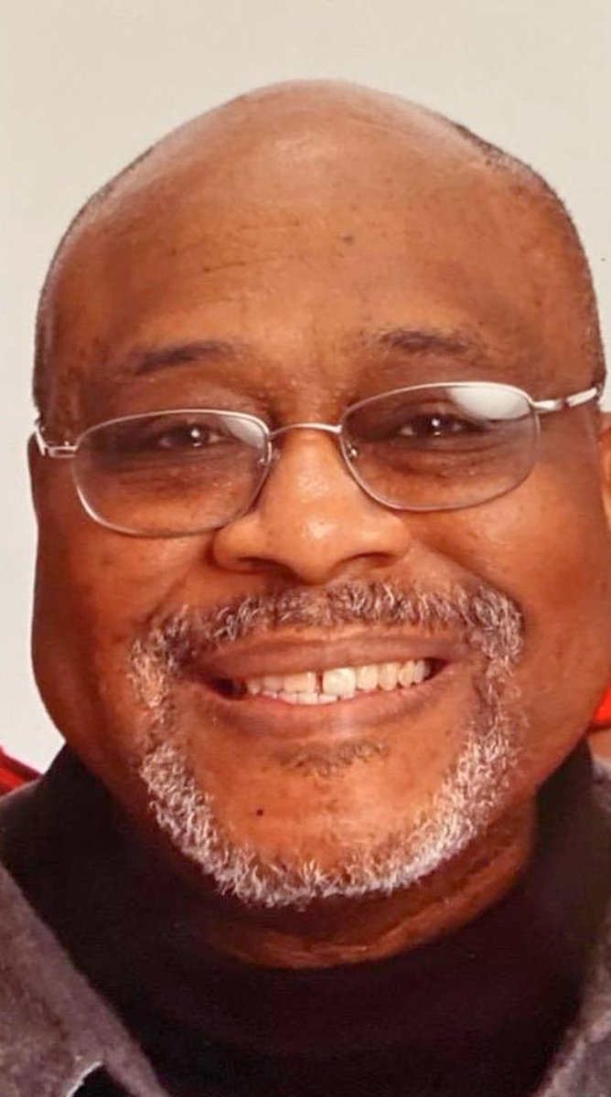 U know with all this @eagles greatness this season <a href="/OJPhilly/">O.J. Spivey</a> &amp; <a href="/newsethwilliams/">Seth Williams</a> I miss talking to my/our friend <a href="/SmallTerp/">John Smallwood</a>! Gone too soon, 2 years ago this month! Rest In Heaven, John! #Terp4Life