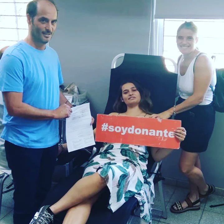 ArmandoPerichon's tweet photo. #Funes #Familia 👨👩👦 #Estudiantes 👩🏼🎓👨🏽🎓 #CiudadDonante
#ColectaDeSangre🩸
👉🏽 Desde #CUDAIO, como siempre, estuvimos ahí promoviendo y registrando 📝 a quienes se acercaron a manifestar su #voluntad #positiva
hacia la #DonaciónDeÓrganos 🤜🤛🏼
#SantaFe
#DonarNosUne🫂
#DejáTuMarca https://t.co/voqNfTheCQ