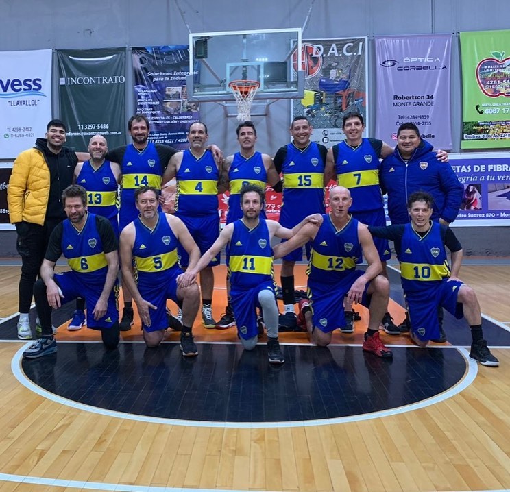 BocaBasquet42's tweet photo. 💙💛💙 | CLUB ATLÉTICO BOCA JUNIORS
.
Jugadores integrantes Campus 1990 / 91 / 92 / 93 / 94 a la fecha
.
De la Boca al mundo 🌏
.
Presidente Básquet @bochon28 
Jefatura Básquet @henrywright @matiaserua
.
@BocaJrsOficial @bocabasquet https://t.co/mDs58iS0sI