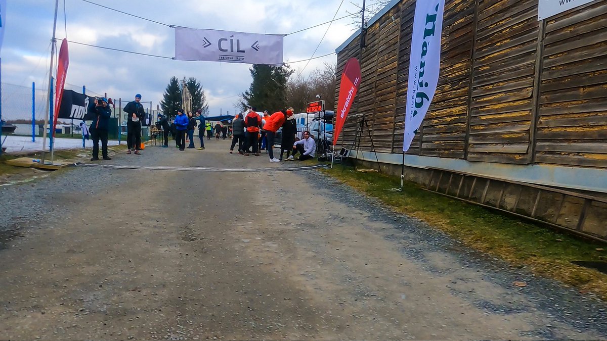 michal_kudrna's tweet photo. Trailová závist, Zvole
Ty terény!!! #nejvic
perníková medaile a vývar od Siláka v cíli, to chceš😍😊
#trailrunning https://t.co/gH7bjgHr9n