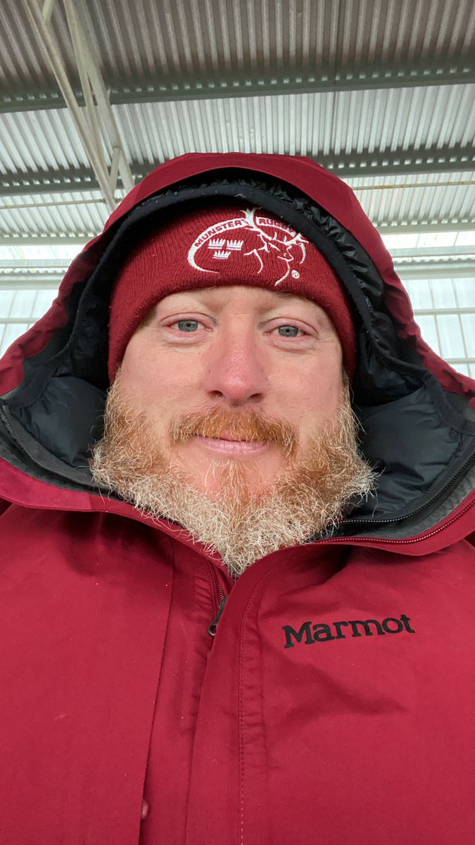 Atorboy's tweet photo. Cold spot today #thomondparkselfie https://t.co/3zUVfHRpZS
