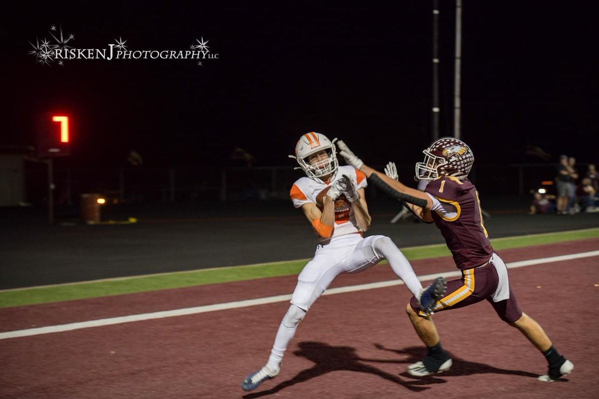 Tiglionpride's tweet photo. 8-3A Special Teams Player of The Year goes to Senior, Caden Gonzales! Congrats Caden! @CoachLinscombZ #UMW #LetsHunt https://t.co/Ehqi9hCLX8