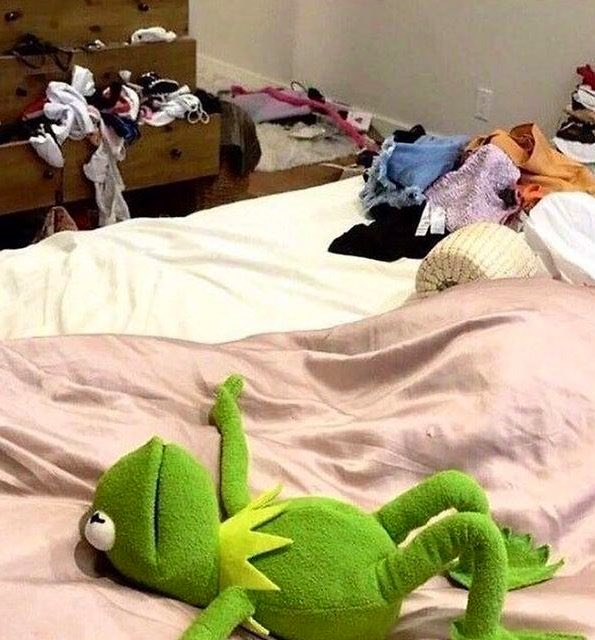 Beni yoran şeyler:
- Uyku eksikliği
- Boş beleş tipler
- Boş sohbet
- Ciğeri beş para etmez tipler
- Zorunlu konuşmalar
- Yine boş beleş tipler