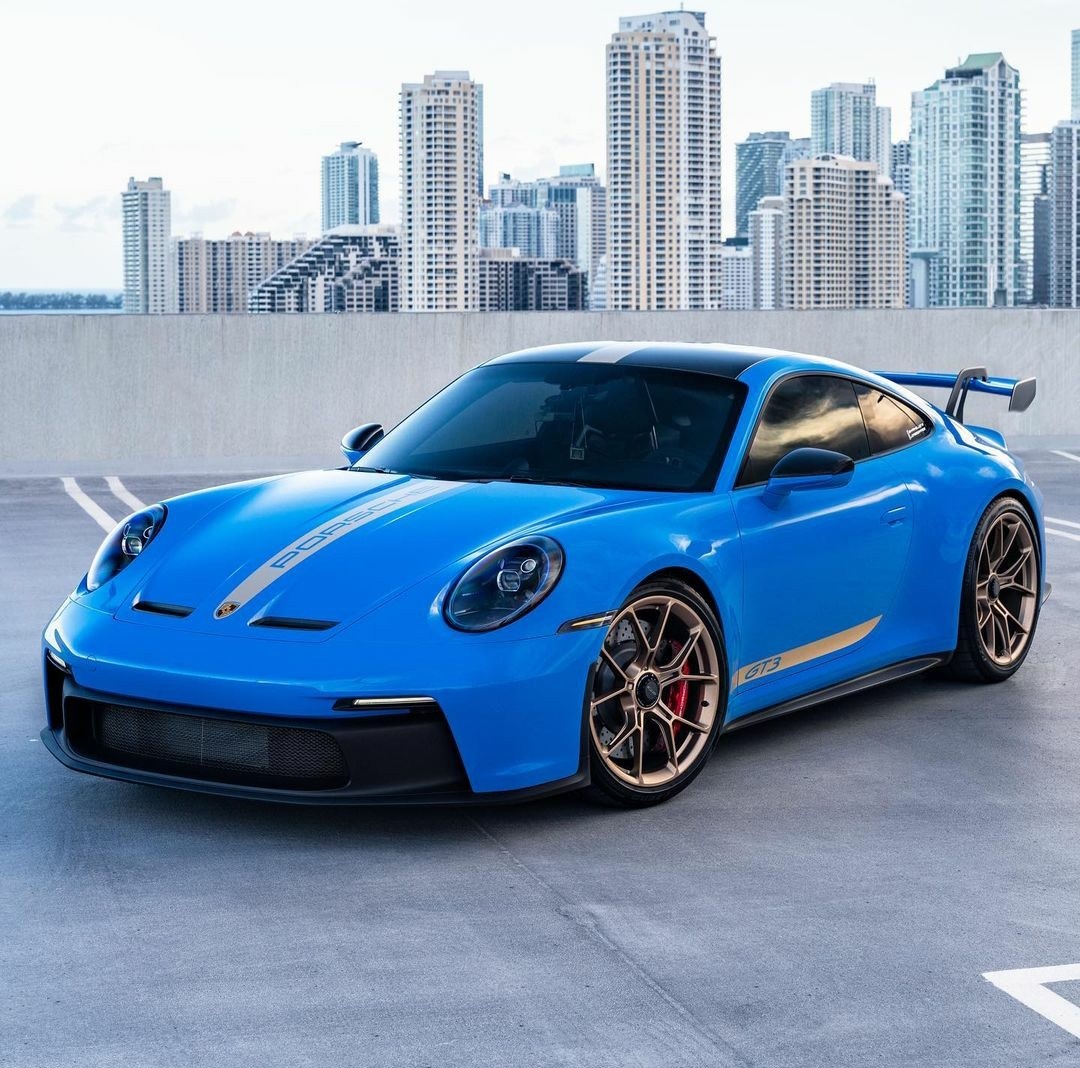 PorscheCIub's tweet image. Shark Blue 992 GT3