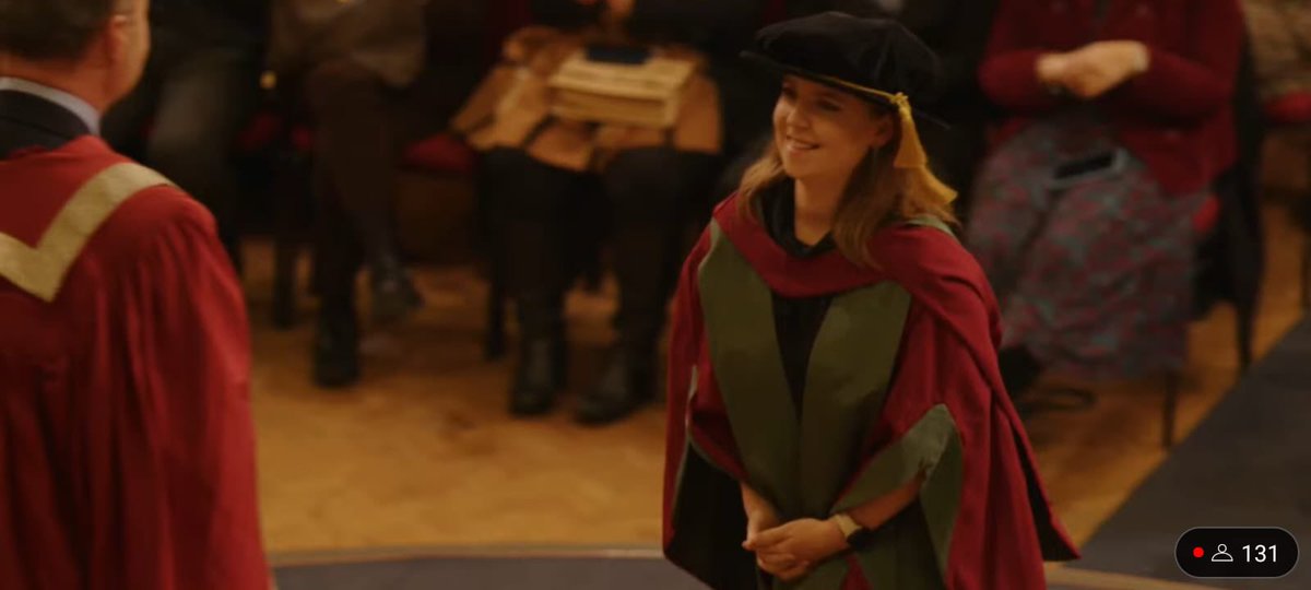 LadySciencee's tweet image. This was such a nice way to celebrate 🥰#PhDone