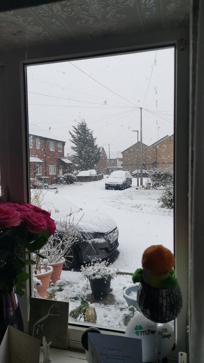 cryptic_3's tweet photo. @BBCGlos Yes it has been very wintery here in Hardwicke too https://t.co/bnz6SVIezp