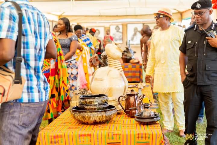 UshaRichy_'s tweet photo. N A F A C AT 60 🇬🇭
captivating scenes from the official opening ceremony of the 60th anniversary celebration of the National Festival of Arts & Culture held in Cape Coast.
NAFAC at 60 is powered by @GhanaCultureHub
#NafacInCentralRegion
#NAFAC #nafacat60
#nafacincapecoast https://t.co/1WikvSaccF