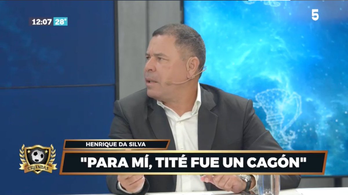 leyendasonline's tweet photo. ¿Cuál fue el motivo de la eliminación de Brasil?
🗣️ @Henriqu91149081
__

Lo mejor del #Mundial2022 lo debatimos en #LeyendasPorGEN 📺

Estamos en vivo por Canal GEN
📺 Tigo TV | Personal TV | Flow | Claro | Copaco IPTV
o por la web 🌐 https://t.co/MrigSpS0QC https://t.co/Zn3JYBzNNf
