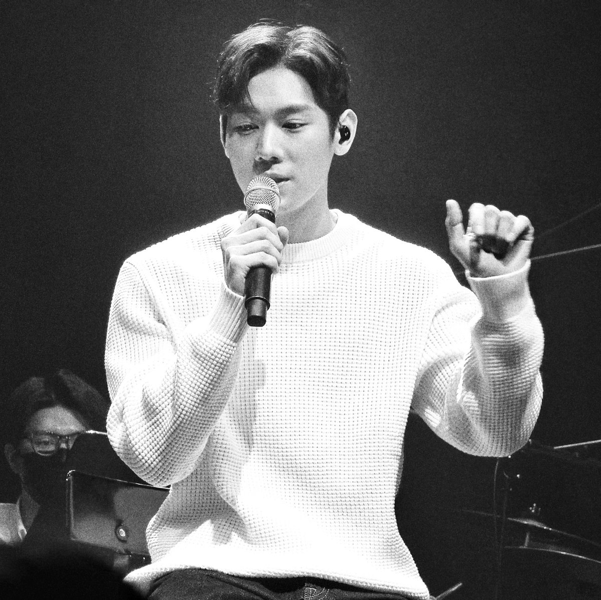 #이상 자대 손편지 주소

📮 강원도 고성군 토성면 학야리 사서함 71-1
본부근무대 이병 이상
(우) 24753

#leesang #임팩트 #IMFACT

(Eng ver. below)