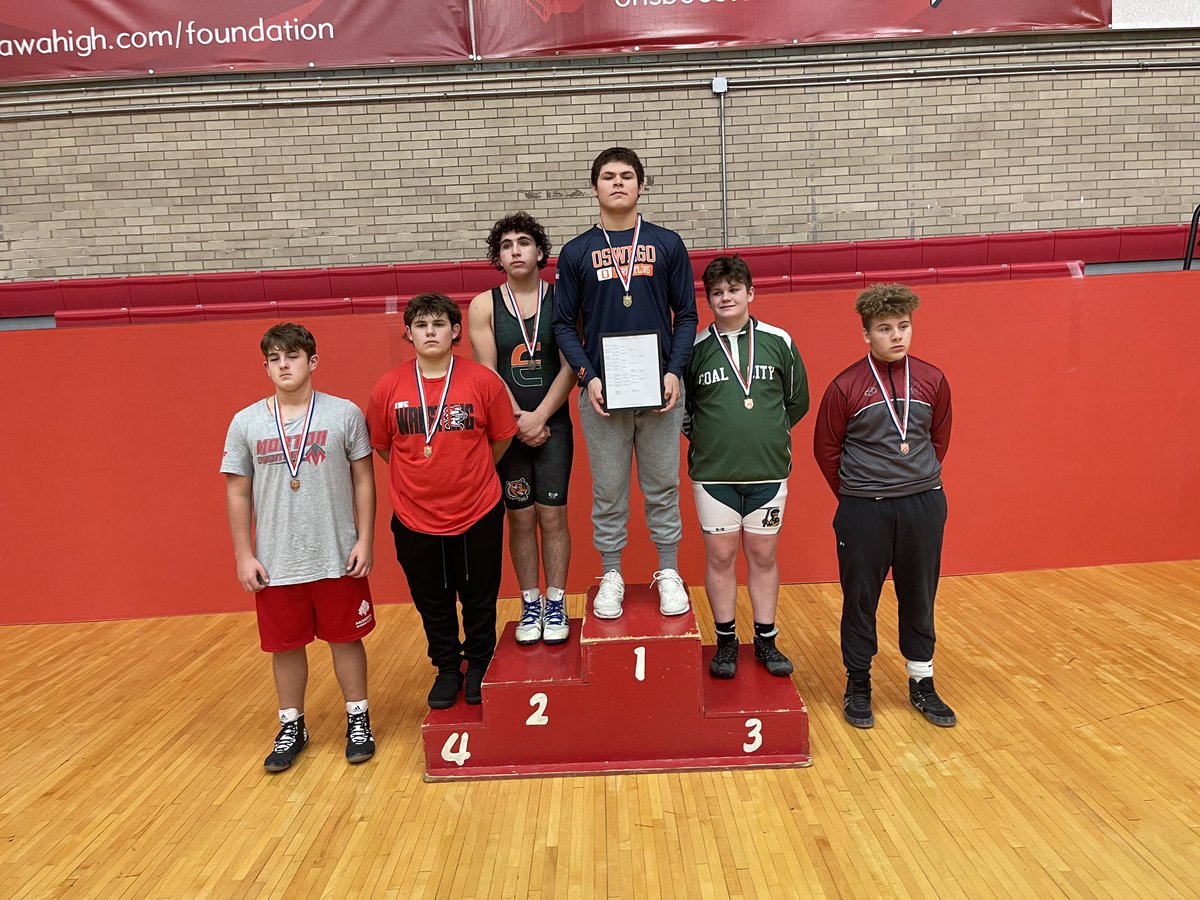 Oswego HS Wrestling tweet media