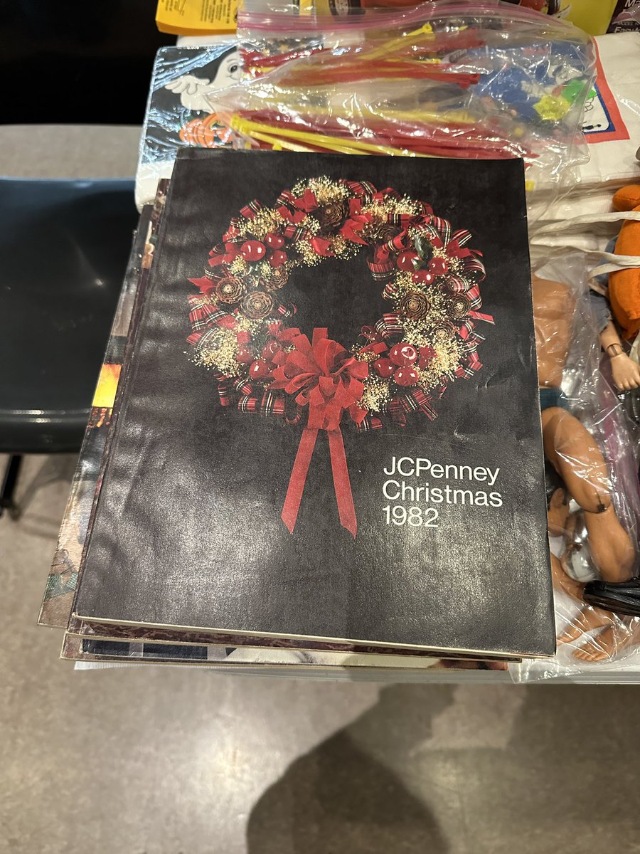 🎄PG_toys🎄 on Twitter "I took this pic today at the St. Louis ToyMan