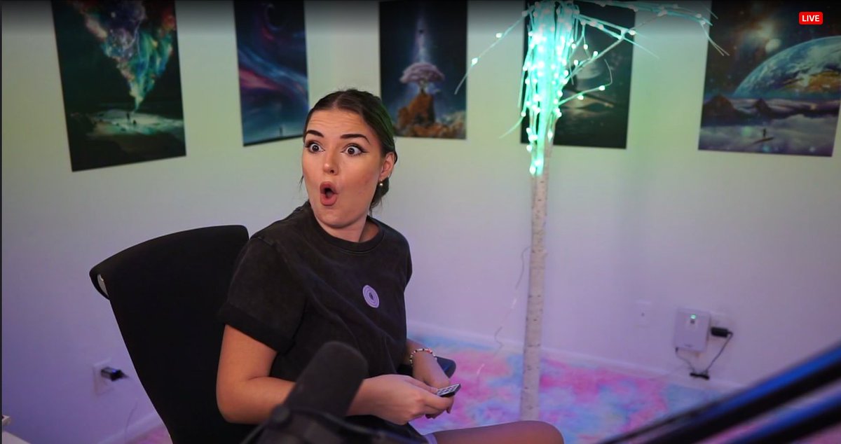 upsidegr's tweet photo. This stream.. 🤣 @Alixxa I tried to clip on Twitch but it was being a total BILLY so I had to make the video manually 😤 https://t.co/Zzcy9C3VIS