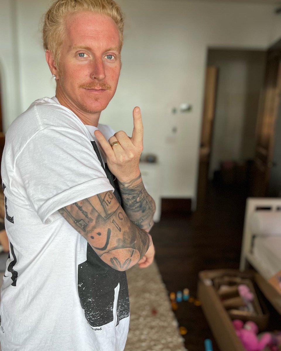 We The Kings tweet media