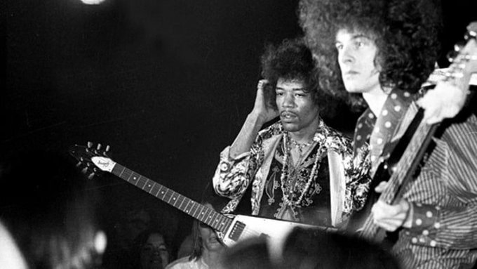 crockpics's tweet image. Jimi Hendrix and Noel Redding, 1968 Photo by TOM COPI/MICHAEL OCHS ARCHIVES/GETTY IMAGES