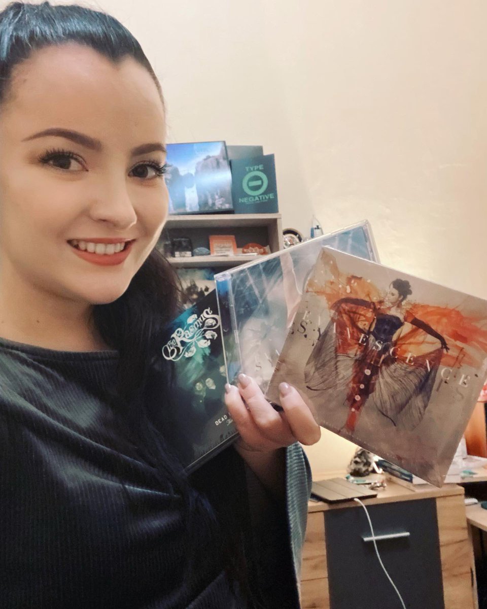 MyToucheBlog's tweet photo. The perfect Christmas gift doesn’t exi… #evanescence #evanescencefan #evanescencesynthesis #therasmus #therasmusdeadletters #cdlover #cdcollector #musicblog #musicblogger #metalblog #metalblogger #christmasgift https://t.co/vK9TbPpgpU
