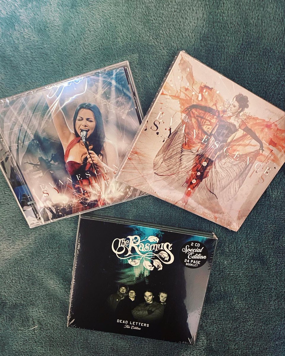 MyToucheBlog's tweet photo. The perfect Christmas gift doesn’t exi… #evanescence #evanescencefan #evanescencesynthesis #therasmus #therasmusdeadletters #cdlover #cdcollector #musicblog #musicblogger #metalblog #metalblogger #christmasgift https://t.co/vK9TbPpgpU