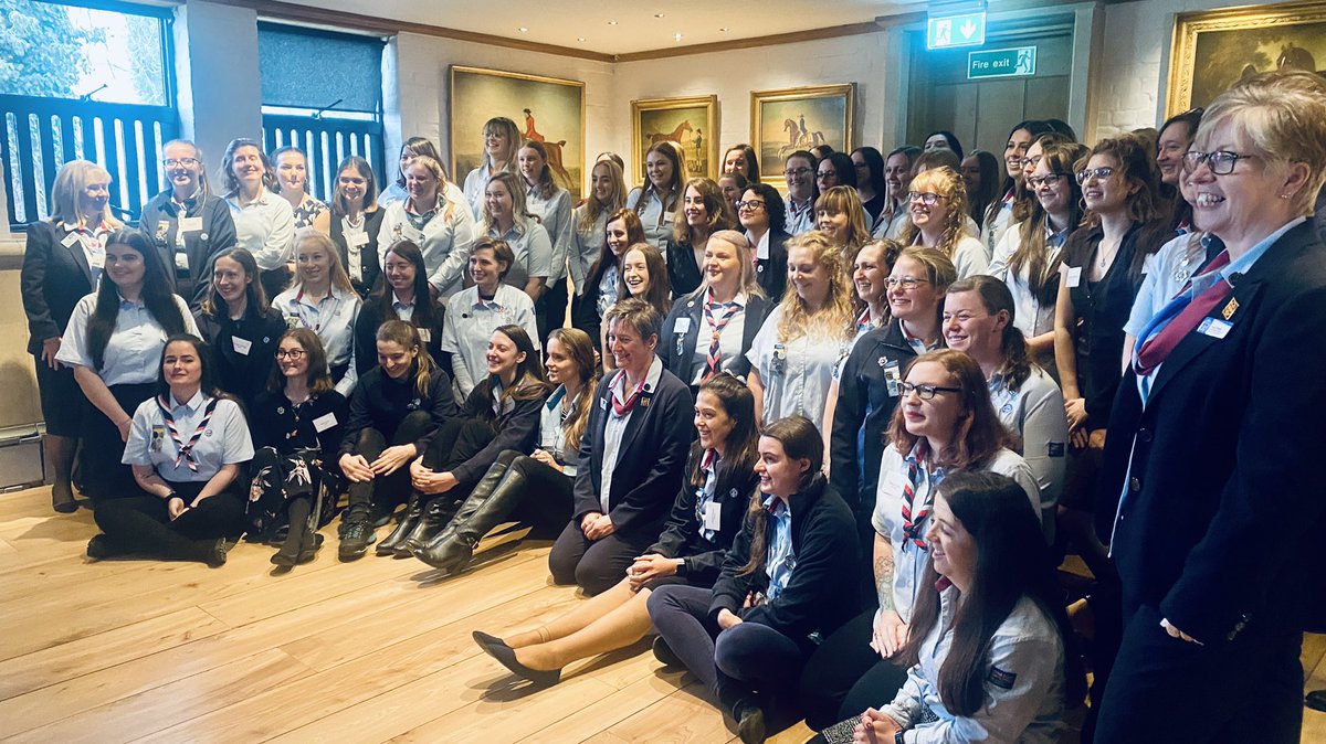 sallykettle's tweet image. Here are the women who will change the world 👇🏼 @Girlguiding #QueensGuide