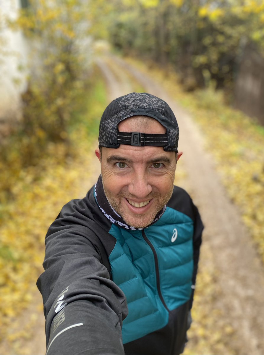 AlbBarrantes's tweet photo. Mañana de charcos, barro y diversión. Algo más de 10K de #Trail4Fun 🏃🏻‍♂️💨 https://t.co/KOO1TpXGMp