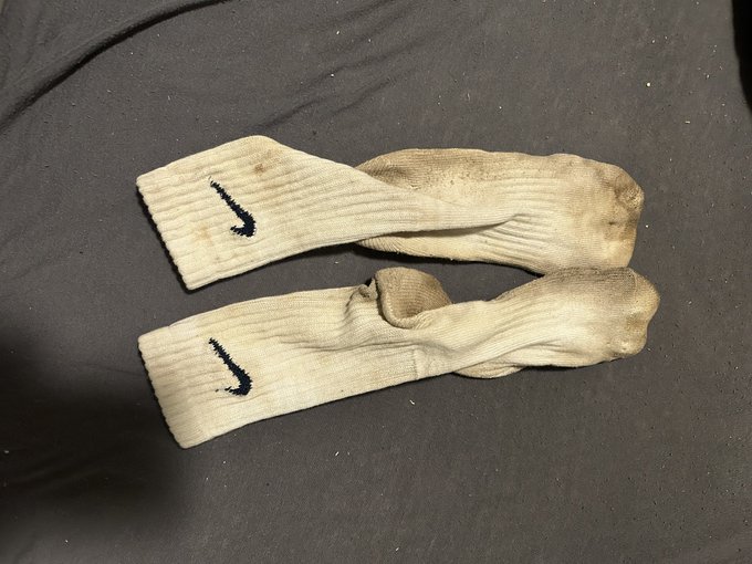 Watch sniffme_sk8boy's leaked NSFW photo on TwXstars