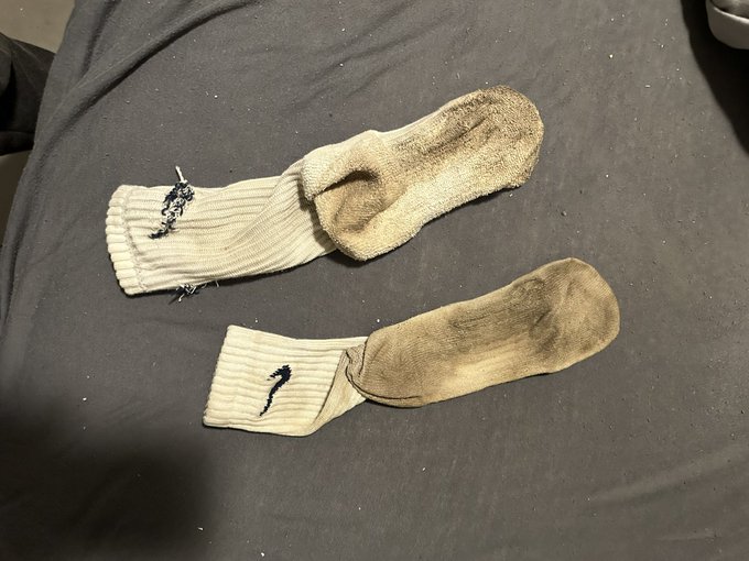 Watch sniffme_sk8boy's leaked NSFW photo on TwXstars