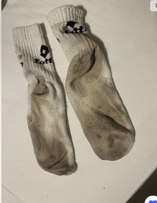 Watch sniffme_sk8boy's leaked NSFW photo on TwXstars