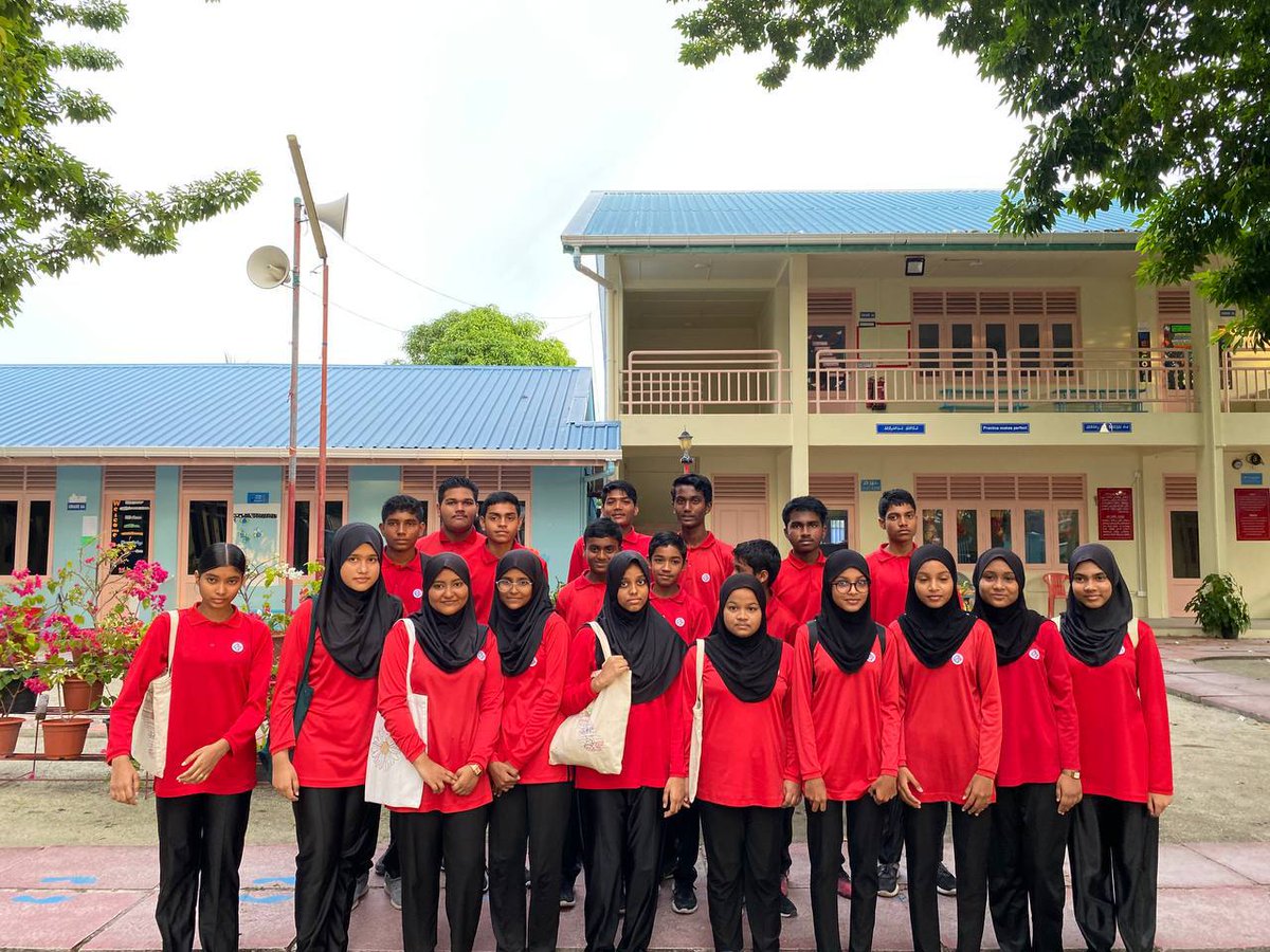 womenintechmv's tweet image. Students of Fuvahmulaku School joined us today for a fun #HourOfCode building the Wakanda Forever activity.

#HourOfCodeMV
@MoEdumv @Dhiraagu @FSFuvahmulah @codeorg