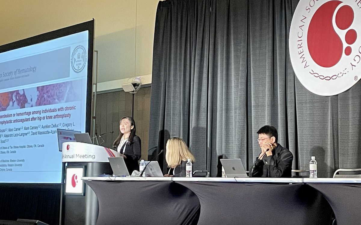 MarcCarrier1's tweet photo. Dr. @TzufeiWang demonstrated that among older adults with chronic kidney disease, DOAC use was associated with lower VTE and higher hemorrhage risk compared to LMWH following knee or hip arthroplasty at #ASH22
@canvector @ThrombosisCan https://t.co/t2CUhpQONC