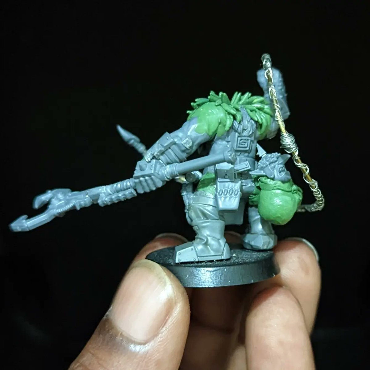 MagnusAmadeus's tweet photo. #Runtherd I was working on, been slightly updated.
#warhammer40000 #WarhammerCommunity #warhammer40k #kitbash #ork #orc https://t.co/IYv6JzA7Mb