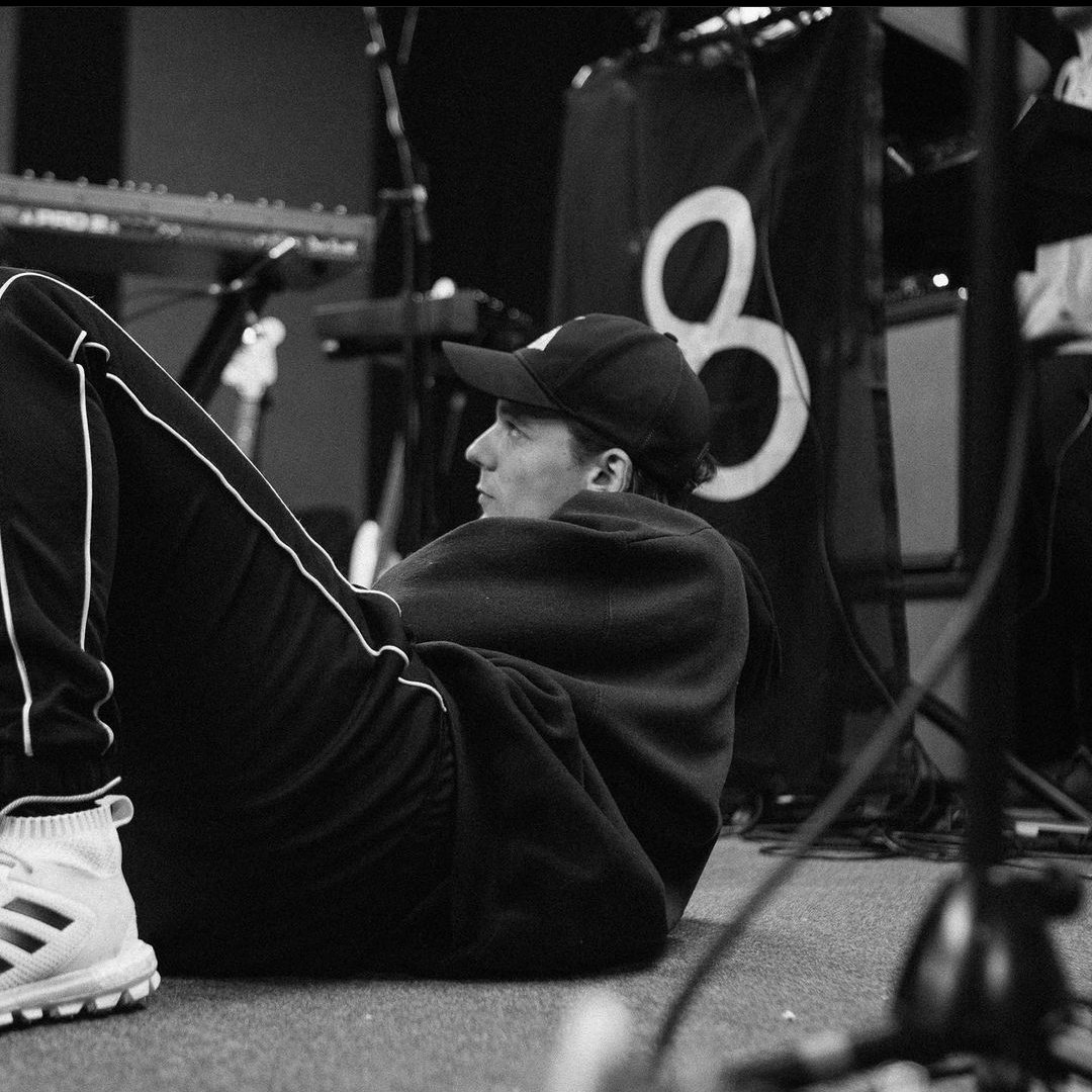 lwtthrowbacks's tweet photo. Today (11 Dec) in 2020 - Louis' giveaway for #LTLiveStream begin ! https://t.co/5izCPrKMwE