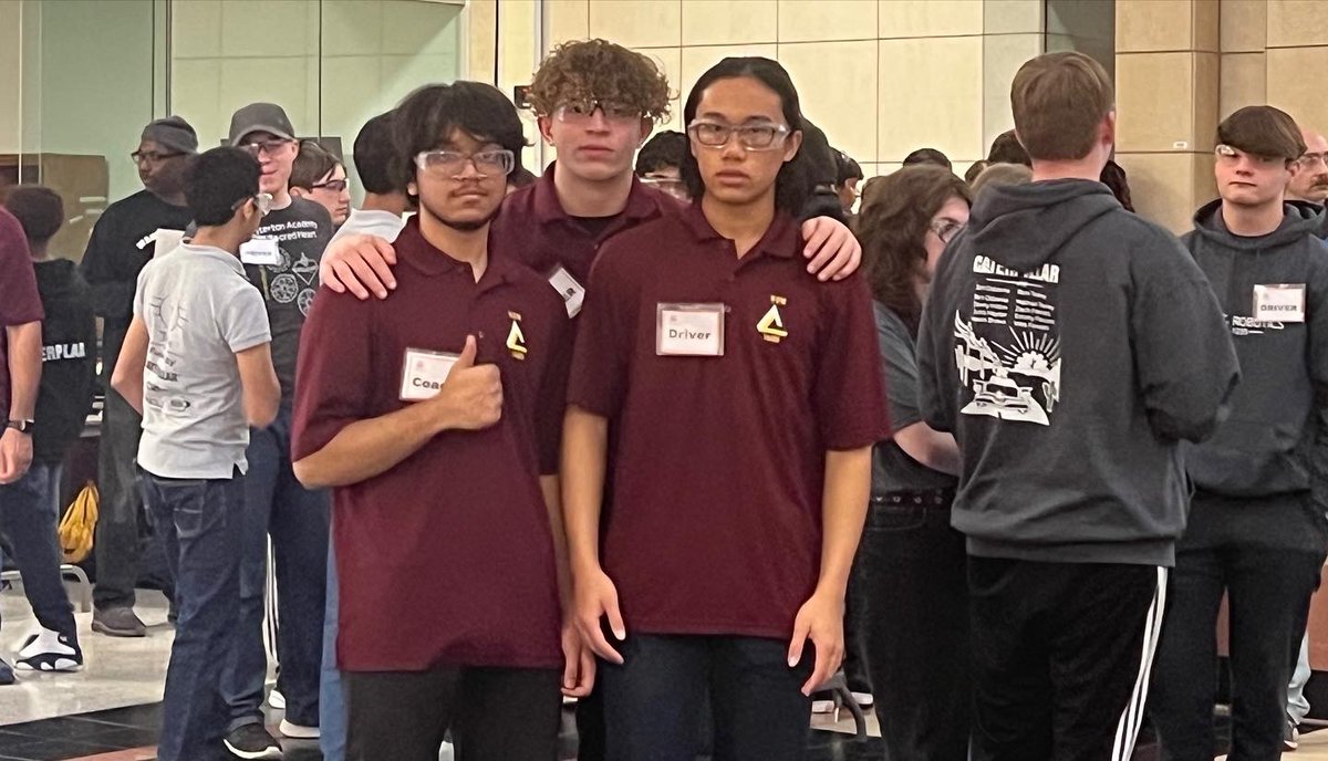 HowRobotics's tweet image. Yesterday, we participated in meet 2 at the Northwoods Mall where the event drew large crowds and curious onlookers. Sprint 6 went 4-1 obtaining a 221 penalty free match score along the way with the EP Robo Raiders!
-
#FTC #Robotics #Robot  #omgrobots #FYP