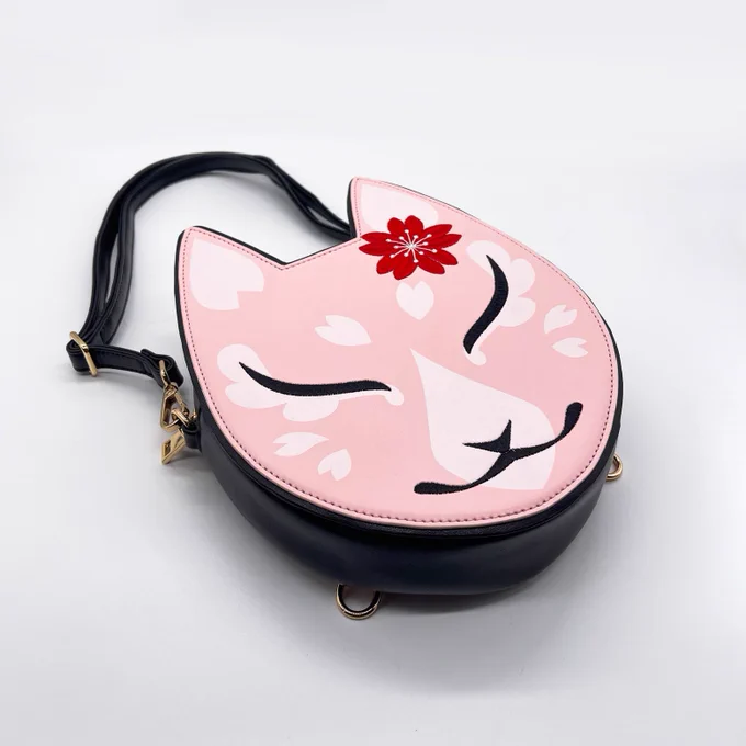 I always strive for high quality materialsAnd the unfortunate thing  it's so hard to capture that in photographs!! So I can't wait for people to FINALLY hold these in their hands!! Feel how rigged the ears are! How soft the embroidery! How heavy the hardware!! 