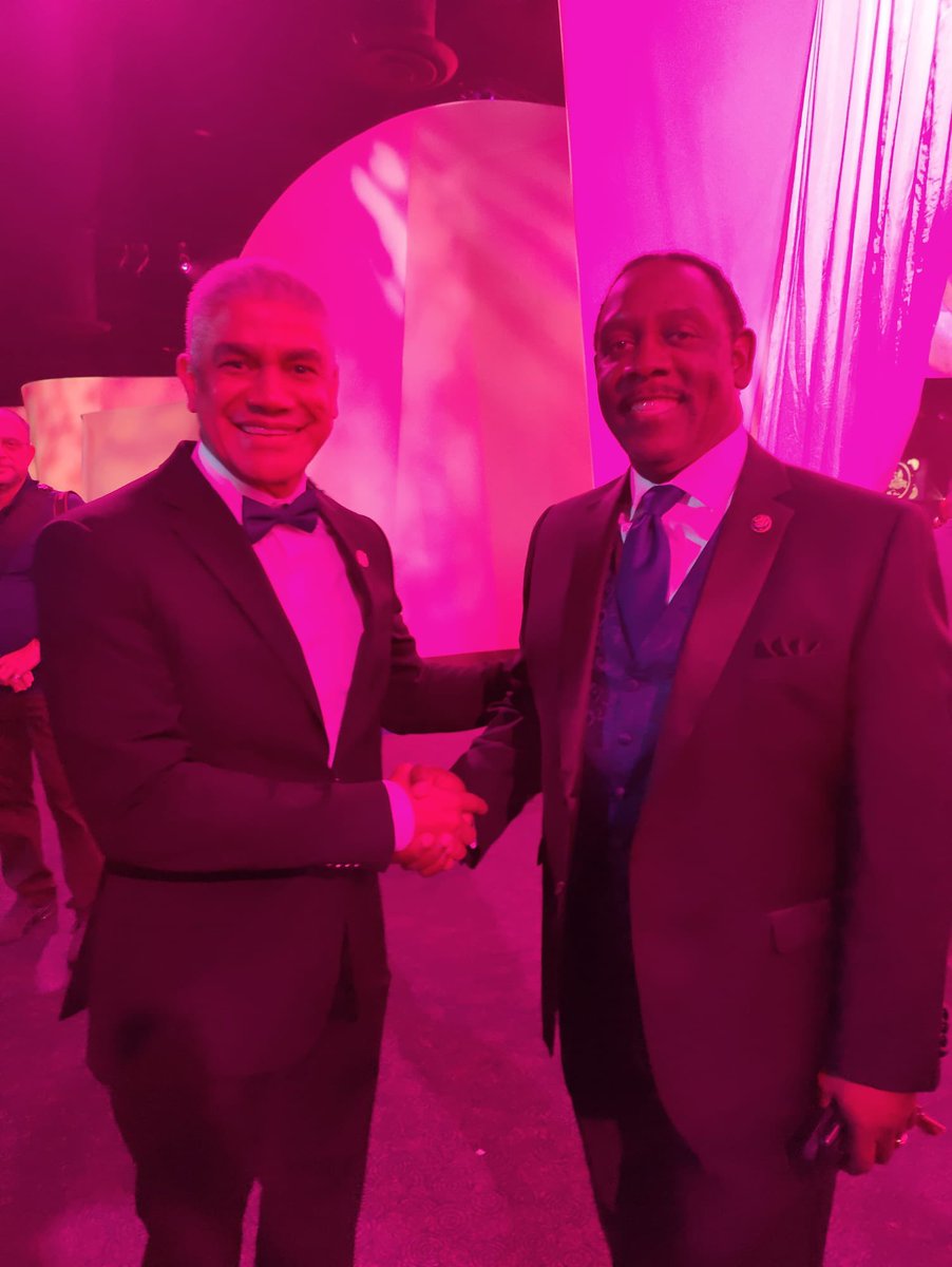Consulado Gral de República Dominicana en Orlando tweet media