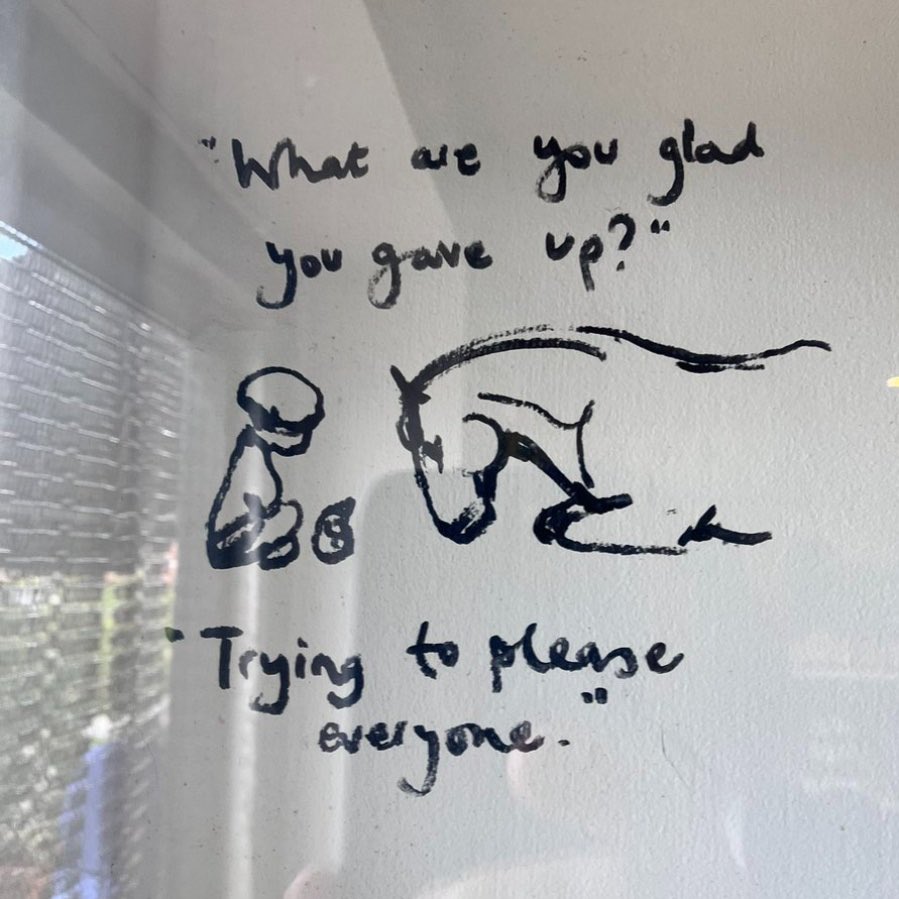 Headteacherchat's tweet photo. Wishing, everyone a great week filled with kindness, joy and hope. 

Remember to be brave and magnificent! https://t.co/5UDS1xG0nA