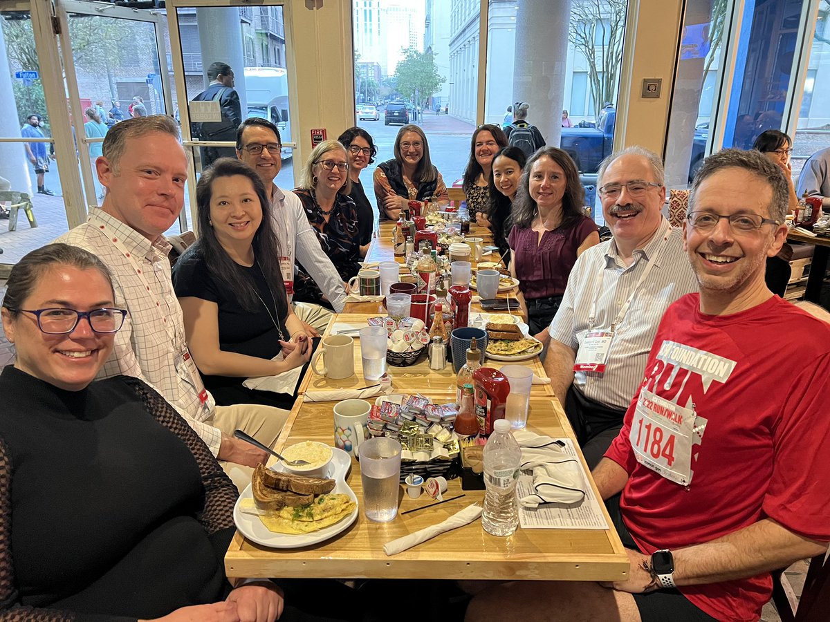 NorthTrista's tweet photo. Mini @leonard_zon lab reunion breakfast! #ASH22 🥰🍳🥞☕️ https://t.co/HdICADseBh