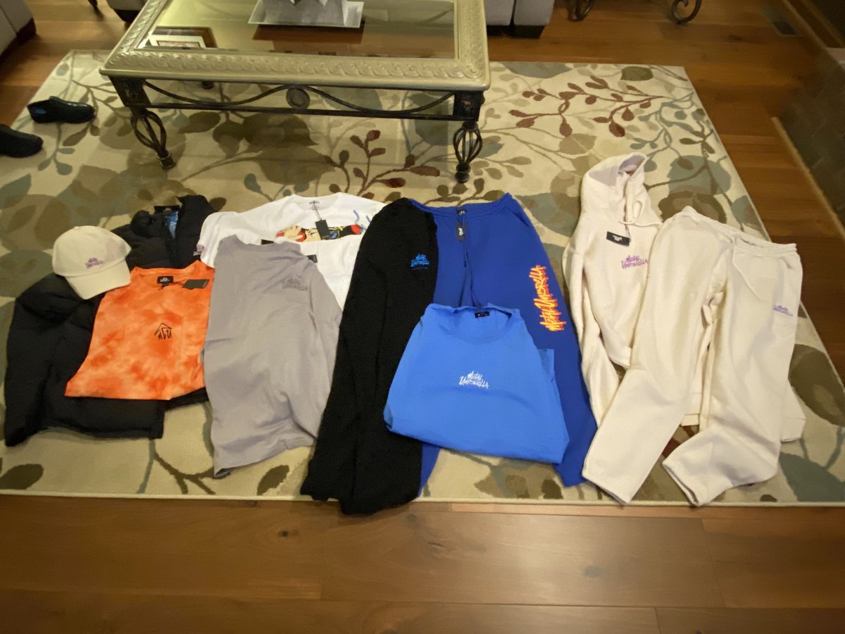 marblewolfe's tweet photo. petition to become @METALUMBRELLAco ‘s #1 fan? the black friday haul is here and it’s 🔥🔥🔥 @SypherPK @manishie_ @onistudiosgg https://t.co/CA3SRzqUIB