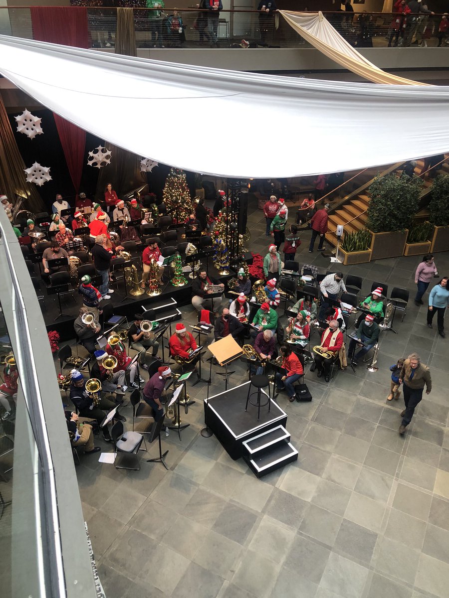 jellybell's tweet photo. It’s Tuba Christmas! I’m here with @Cath_ken https://t.co/rmGIpjQsZE